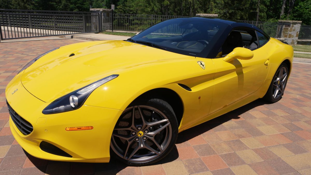 MAX DISCOUNT Rent a Ferrari California T convertible in Salt Lake City